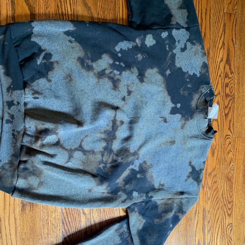 Bleached distressed by neck crewneck